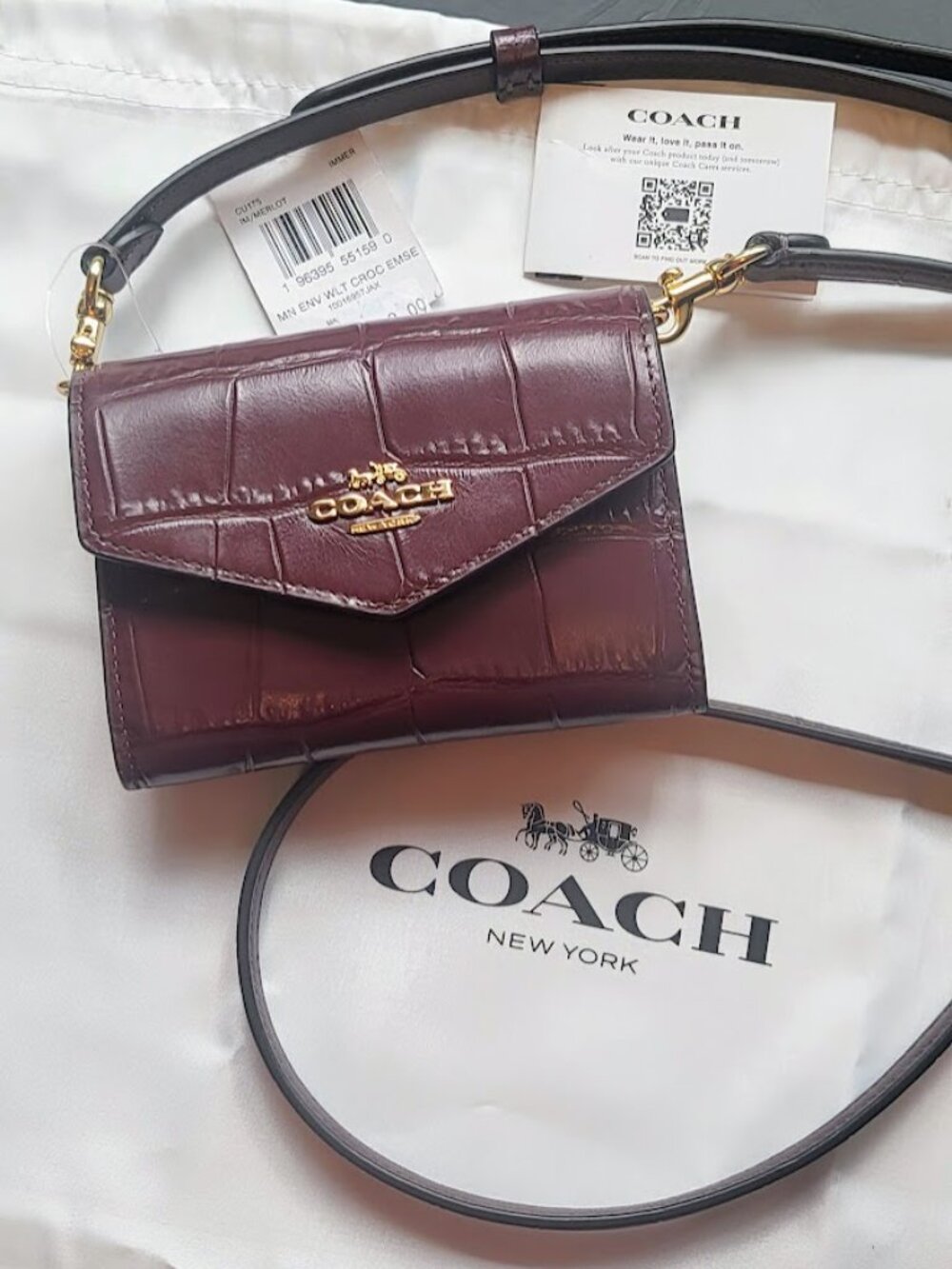 Coach Mini Envelope Wallet With Strap - 𝐒𝐨𝐥𝐝 𝐎𝐮𝐭 𝐀𝐜𝐫𝐨𝐬𝐬 𝐂𝐨𝐚𝐜𝐡!